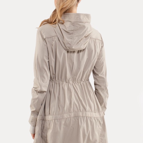 LULULEMON Après Practice Anorak Hooded Jacket in Classic Tan Size 12 - Picture 12 of 15
